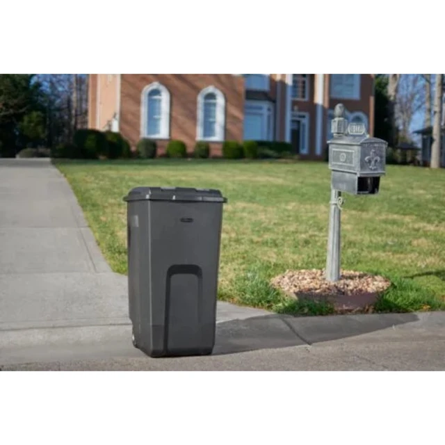 Rubbermaid Wheeled Trash Can