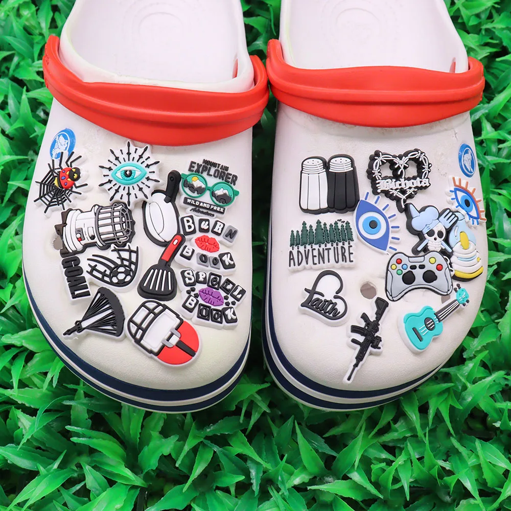 50PCS Gamepad PVC Croc Jibz Pan Eyes Guitar Gun Heart Mountain Explorer