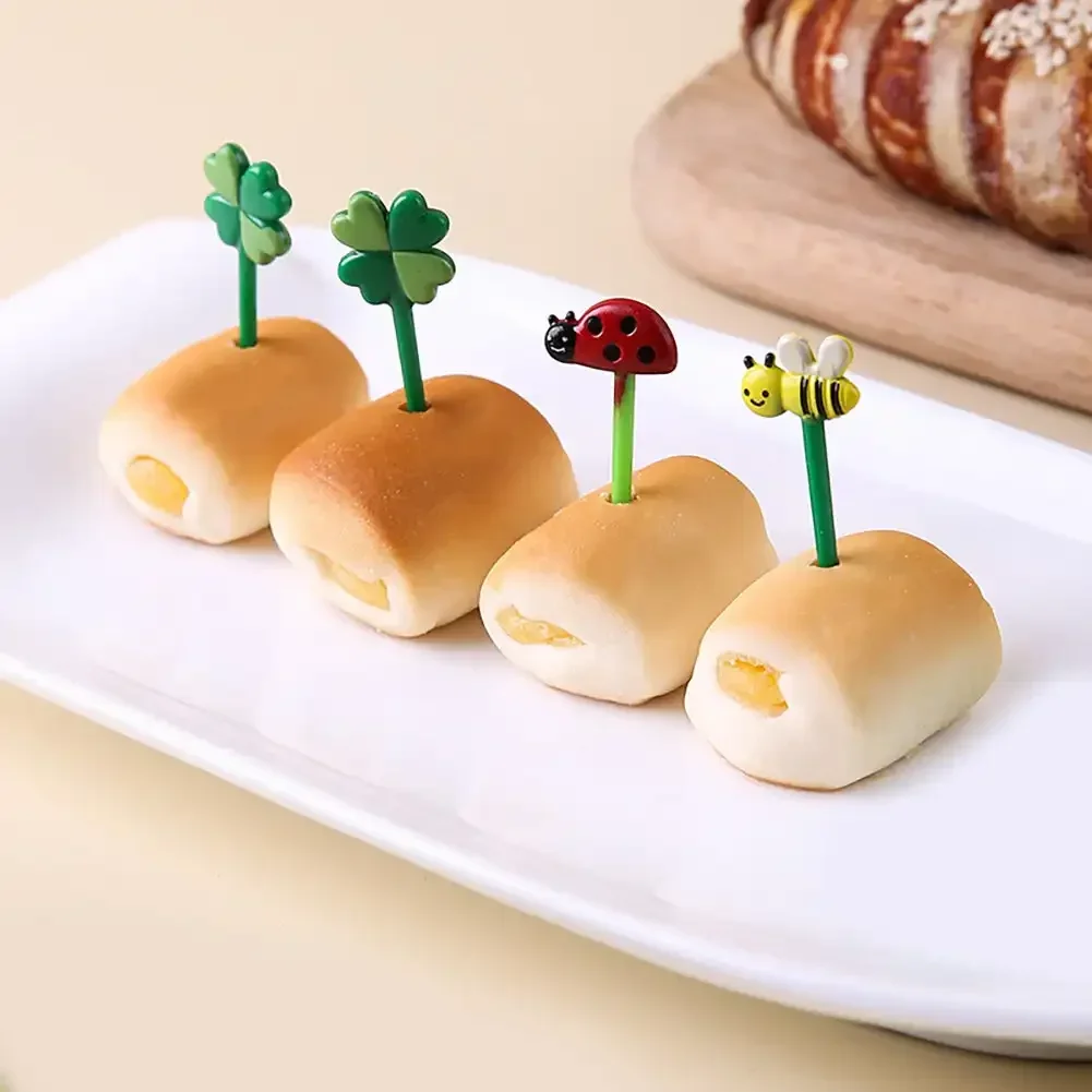 Fruit Fork Food Picks Food Toothpicks 8/12Pcs Kids Fruit Picks Needle Stick Toothpicks Mini Creative Fruit Cake Dessert Food Forks Lunch Box Decor Bento Accessories