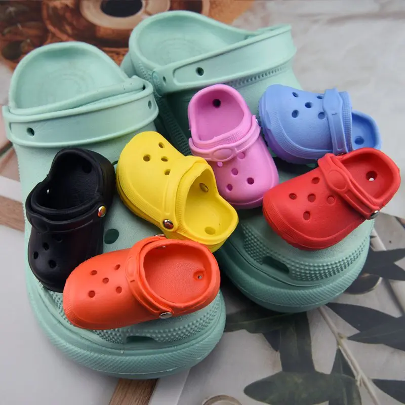 1 Stuks Schattige Mini Schoenen Bedels Pvc Schoen Decoratie Volwassen Kids Sandalen Schoenen Charmes Kleurrijke Schoen Accessoires Gratis Verzending