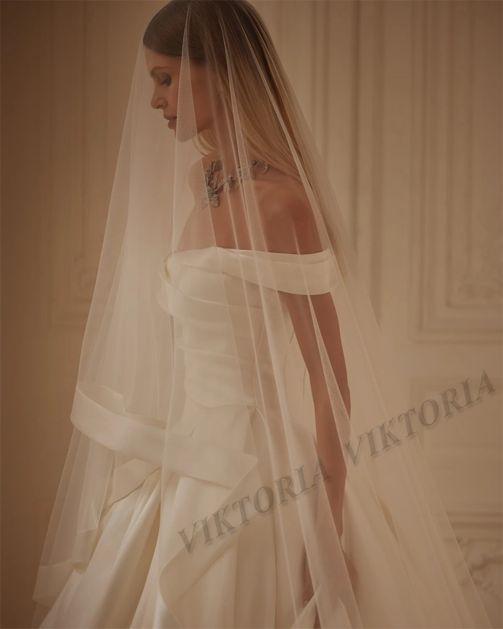 VIKTORIA Fashionable Off Shoulder Wedding Dresses for Women Bride Satin Lacing Up Pleat Robe De Mariée Personalized Customized - 3