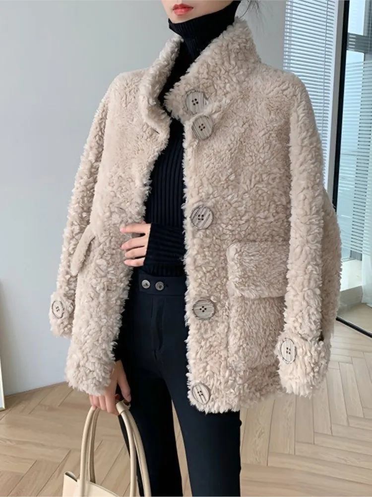 Real Lamb Fur Sheep Female Shearing Coat Keep Warm With Thick Fur