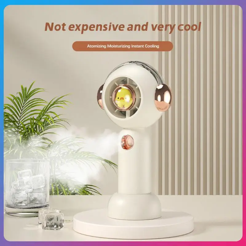 

Water Spray Fan Good-looking Quickly Cool Down Fine Polishing Atomize And Moisturize. Wireless Mobility Desktop Spray Fan