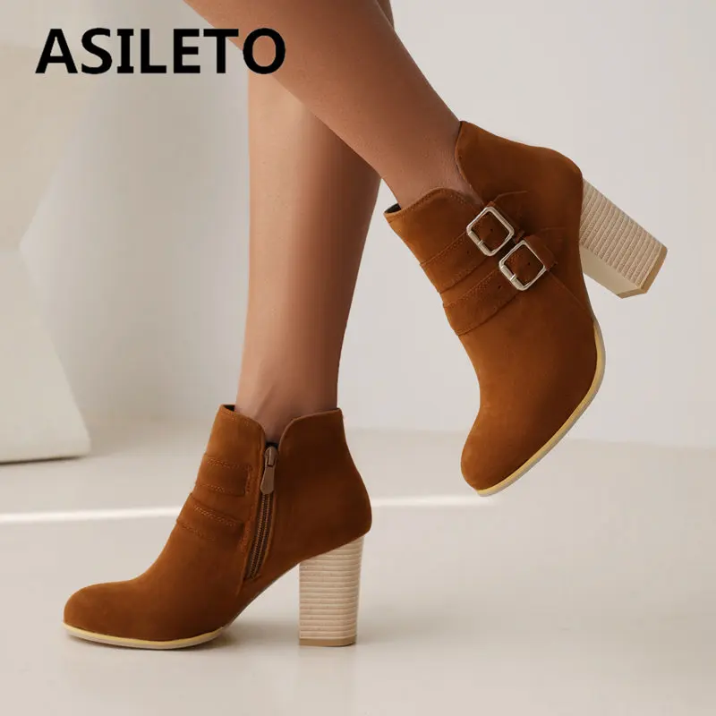 

ASILETO Women Ankle Boots Flock Suede Round Toe Chunky Heel 7.5cm Zipper Metal Decoration Big Size 41 42 43 Mature Daily Booty