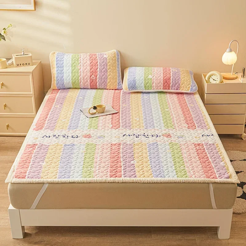 A ��� �β��� ���� ���� ��Ʈ����, �ܿ� �±�, �÷��� ��Ʈ, ħ�� Ŀ��, �л� ��Ʈ, �ٴٹ� ��Ʈ