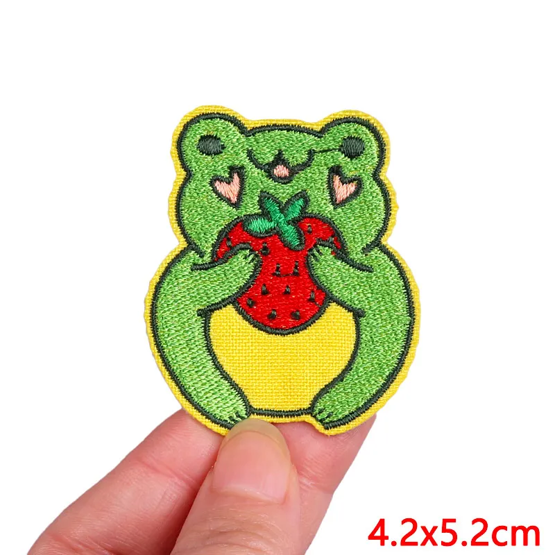 Description Picture 6 of itemCute Cat/Animals Patch Iron On Patches For Clothing thermoadhesive Patches Cartoon Embroidery Patches On Clothes Applique Badges