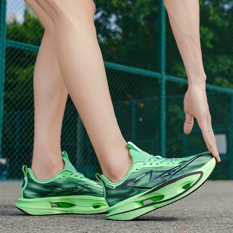 Men's Road Running Shoes, Breathable Casual Sneakers for Couples - Lightweight Non-Slip Sneakers Suitable for Running, Walking, and Training, Couple Style Large Size Sneakers, Spring and Summer Vacation Gift