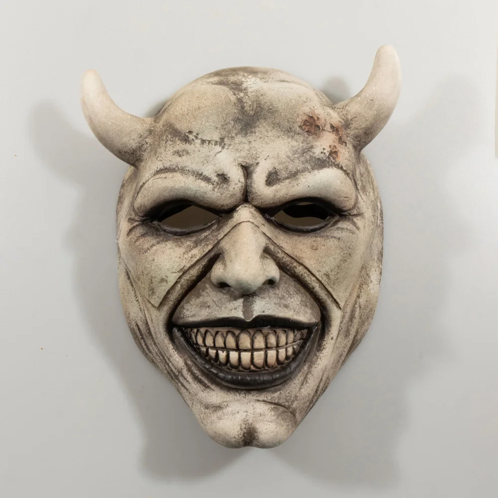 The Black Phone The Grabber Mask Cosplay Halloween Carnival Party Props Horror Horns Helmet
