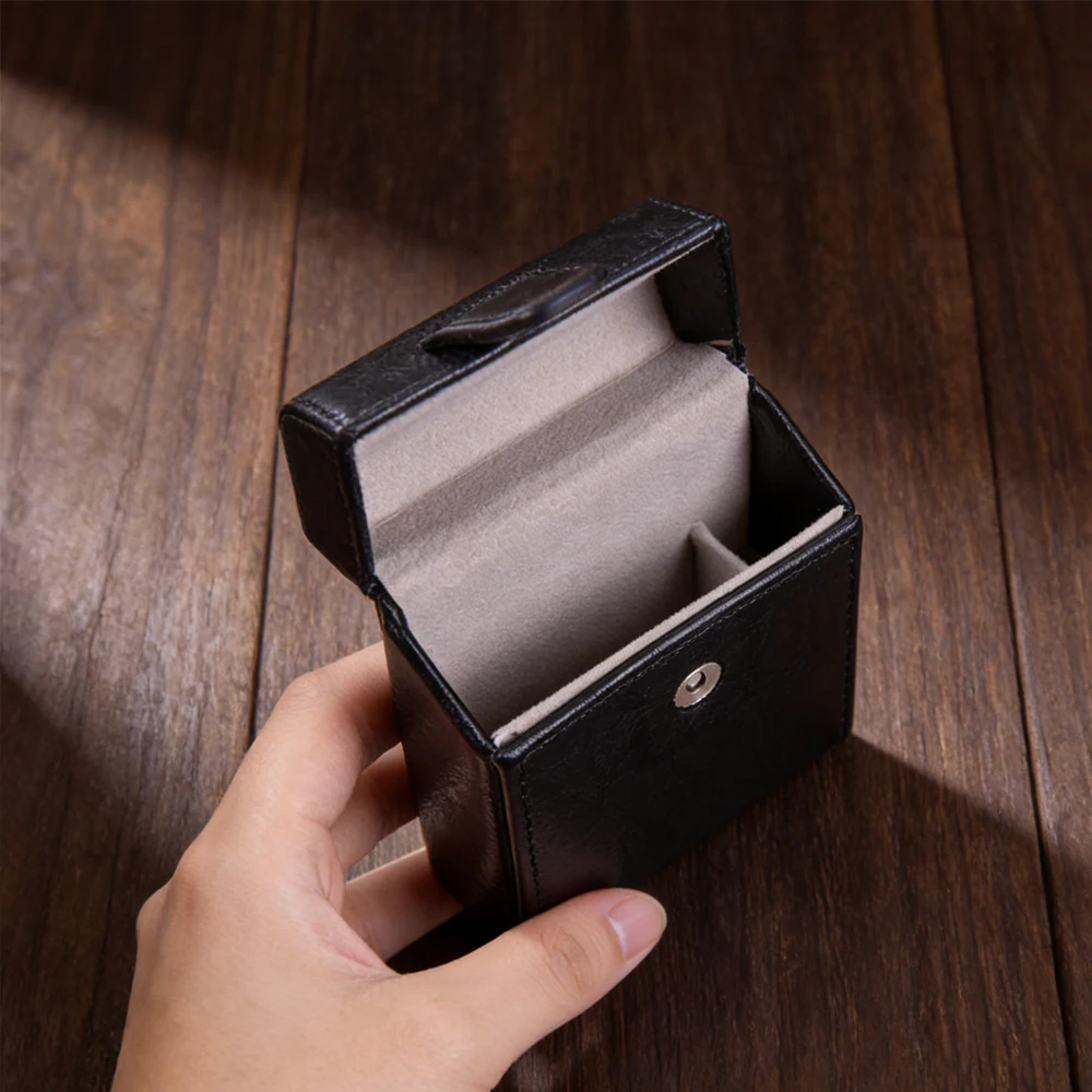 Elegant PU Leather Cigarette & Lighter Case with 20 Stick Capacity