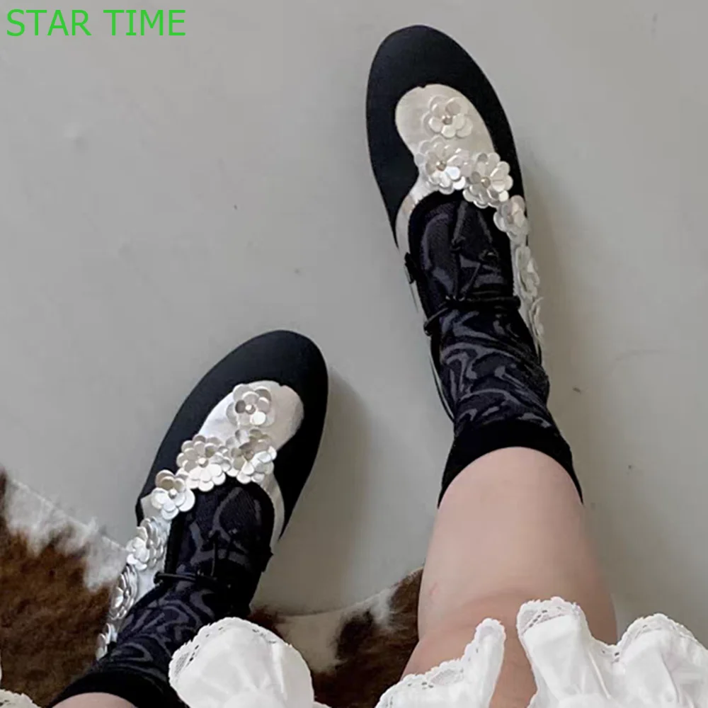 Silver Flower Ballet Dance Shoes Spring New Sweet Fashion Round Toe Shallow Flat Women Shoes Drawstring Straps Sports Shoes