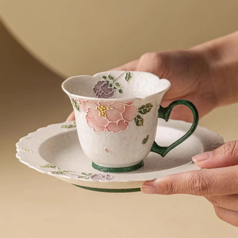 창의적인 꽃무늬 귀여운 컵, 가정용 사무용품 도자기 물컵, 미니멀리스트 스타일 커피잔과 접시 세트