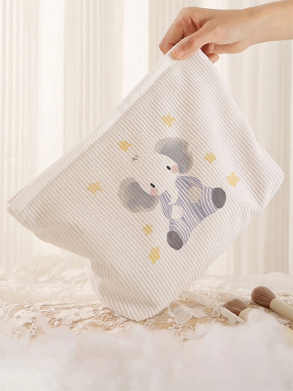 1pc elephant pattern printed corduroy makeup bag, lightweight zipper makeup storage box, multifunctional bag with lining