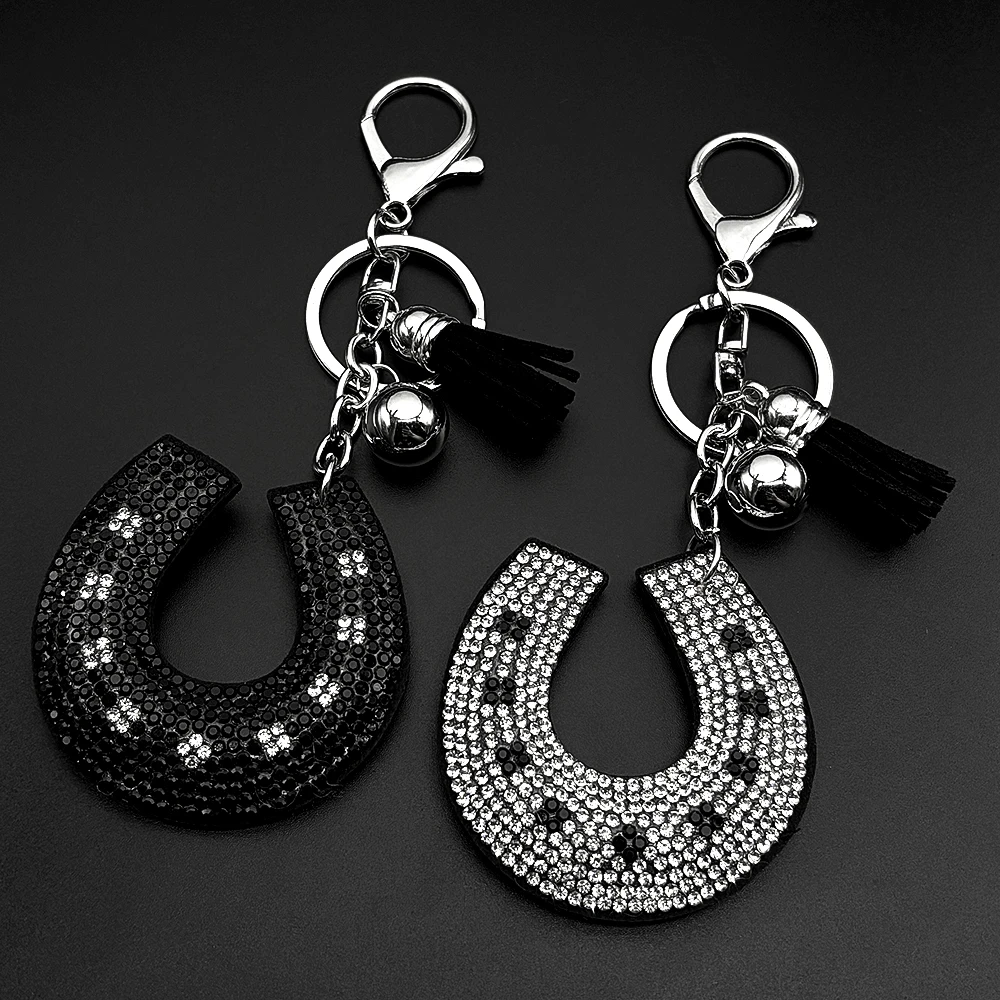 Hufeisen-Strass-Schlüsselanhänger für Damen und Herren, Glücksbringer im Western-Stil, Glitzernder Handtaschenanhänger mit schwarzer Quaste und Glocke, Taschenanhänger, Schmuckgeschenke