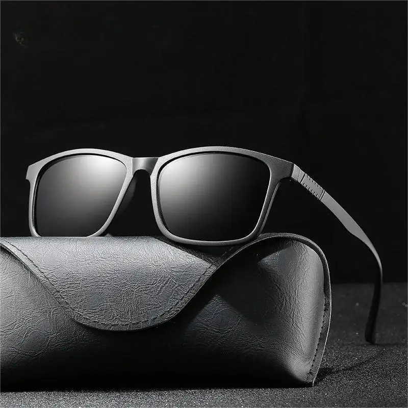 Luxury Men's Polarized Vintage Square Sunglasses – Ultra-Light TR90 Frame, UV400 Protection
