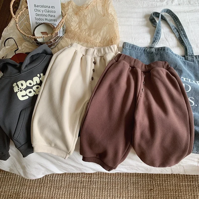 

Kids Pants Winter Children Clothing Plush Trousers Boys Winter New Windproof Elasticity Sports Pants Beige Korean Trousers