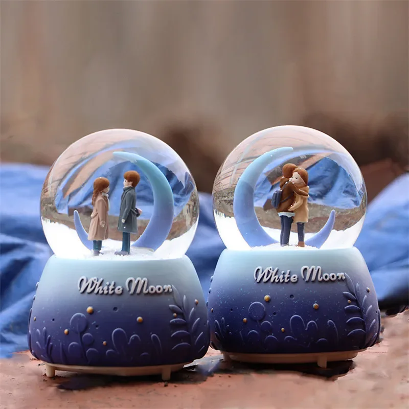 Couples Wife Birthday Wedding Gift Glow Light Crystall Snowball Music Box Lovers Ornament Valentine's Day Favors for New Year