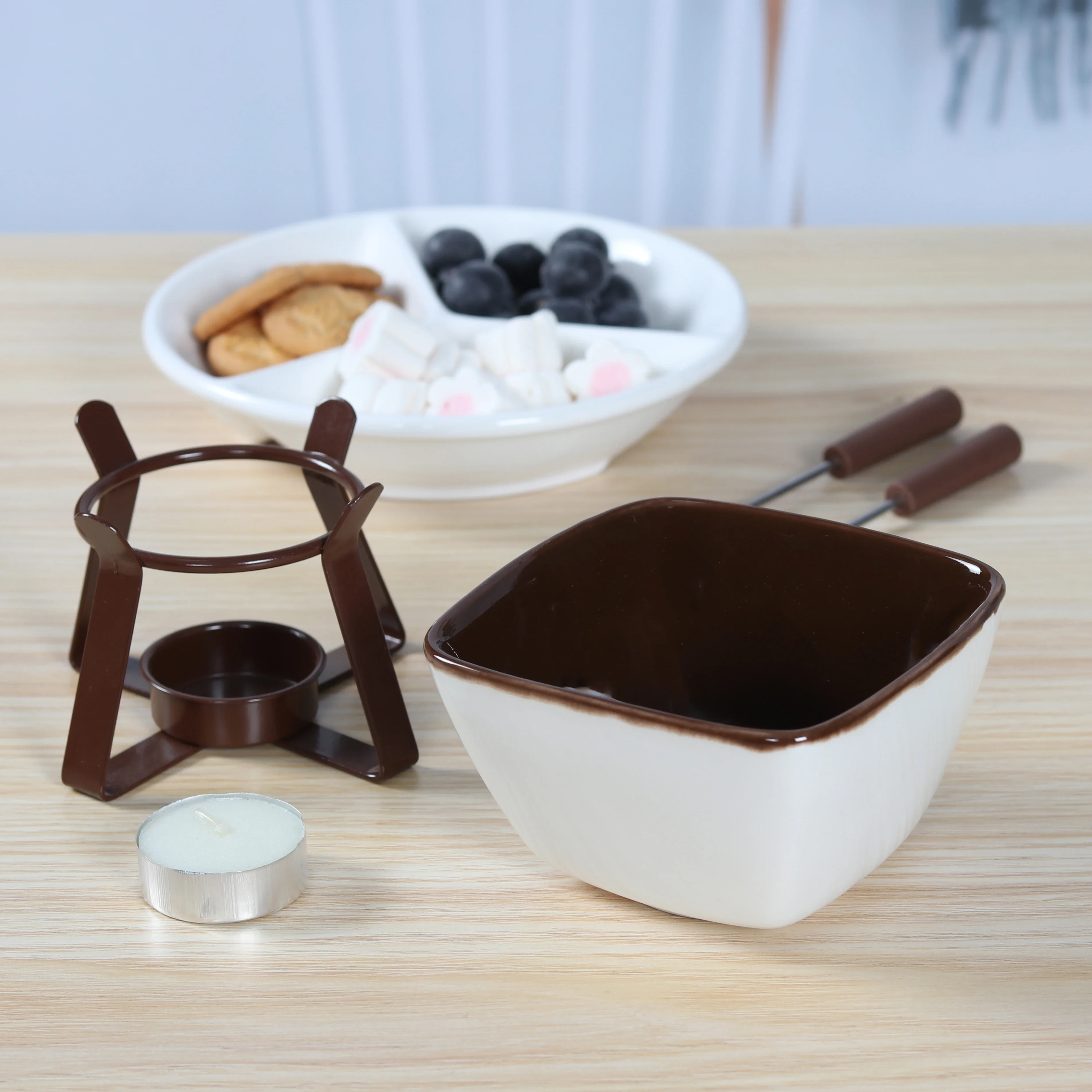 Ceramic hot chocolate pot, chocolate color cheese fondue pot