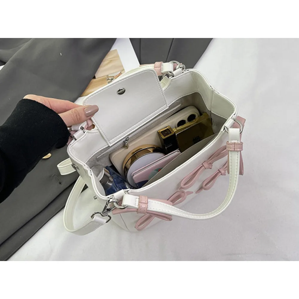 Advanced Sweet Girl's 2024 New Square Bag, Small and Versatile Handbag, Cute One Shoulder Crossbody Bag_voghion.com