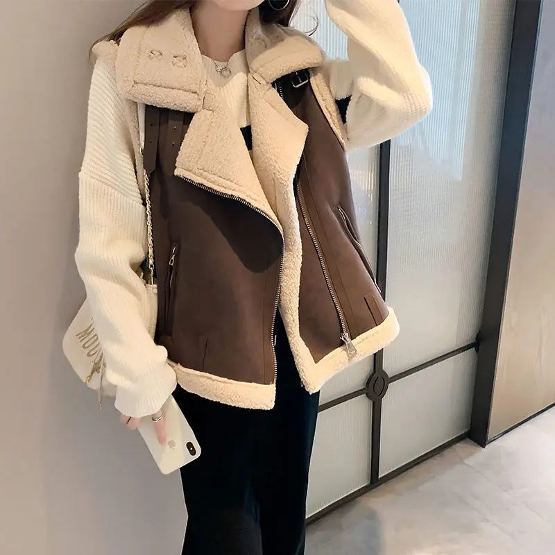 Traf 2023 Fleece Sleeveless Vests for Women Vintage Cropped Plush Jacket Woman Warm Winter Vest