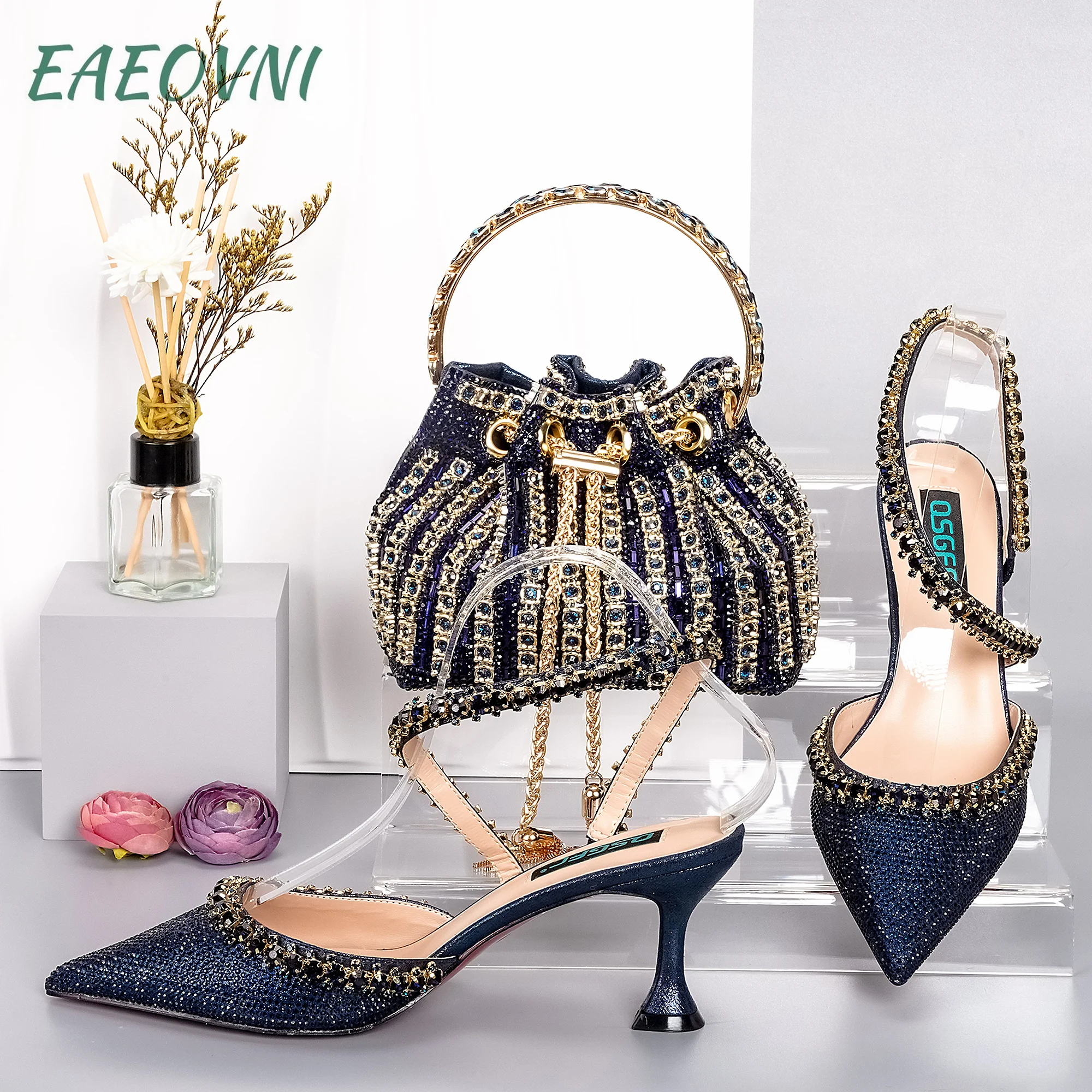 

High Quality Navy Blue Diamond Chain Pointed Toe Pumps And Metal Chain Lock Tote Bag Sophisticated Tassel For Party