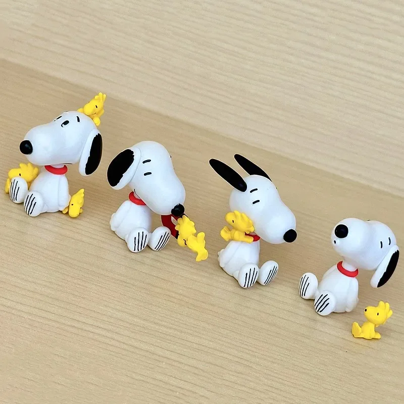 TOMY Genuine 4Pcs Gashapon Snoopy Action Figure Peanuts