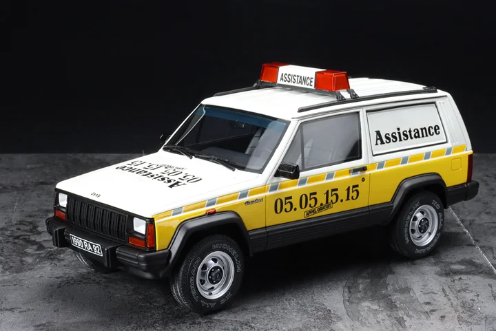 

OTTO 1:18 Jeep Cherokee 1989 Limited to 2000 Pieces Simulation Resin Static Car Model Toys Gift