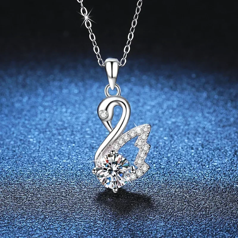 S925 Sterling Silver Moissanite Pendant Necklace for Women,1 Carat