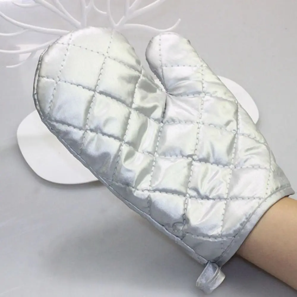 Easy To Clean Silver Oven Mitts Thickened Scald Proof Baking Insulation Gloves Cotton Polyester Microwave Gloves Thanksgiving