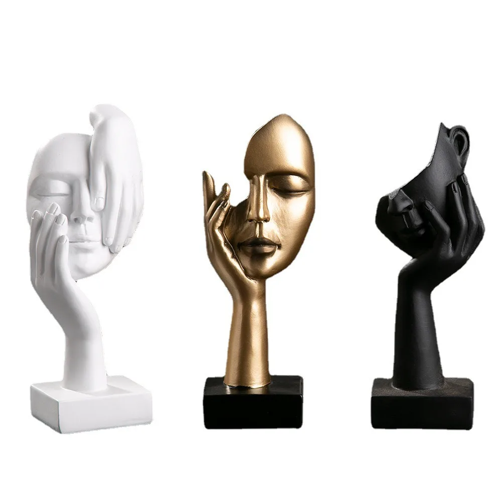 Nordic Abstract Face Statue 1