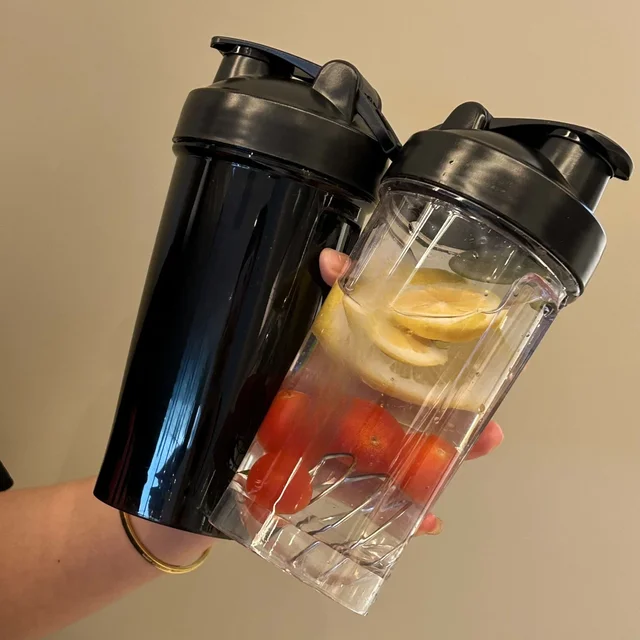 Shaker Bottle with Shaker Balls Leak Proof Drink Shaker Bottle for Shake and Pre Work Out Best Cup 3