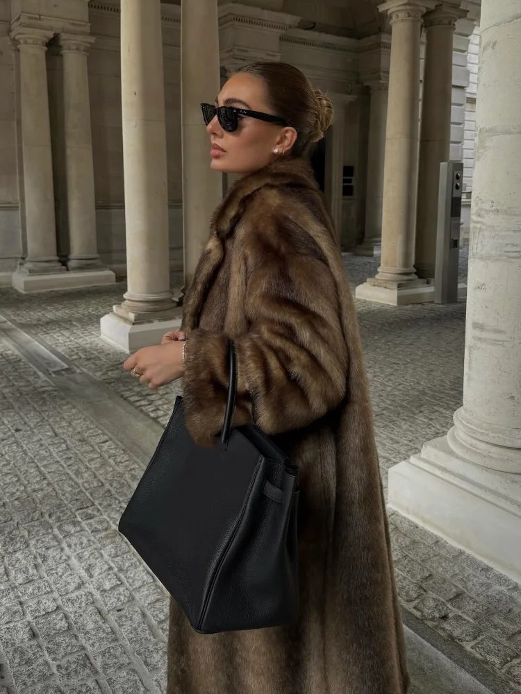 Fashion Warm Fluffy Faux Fur Coats For Women Elegant Thicken Lapel Long Sleeve Short Jackets New Vintage High Street Coat 2024 6
