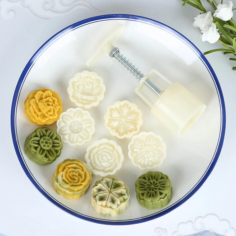 

6Pcs 50g Plastic Mooncake Mold Flower Shaped Stamps Moon Cake Moulds for Mid-Autumn Festival DIY Baking Mooncake Use