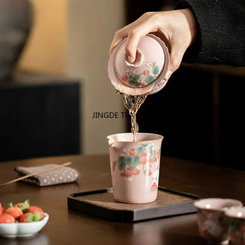100ml Pink Ru Kiln Cover Bowl Strawberry Rabbit Tea Cup Home Zen Tea Set Gift gaiwan porcelain