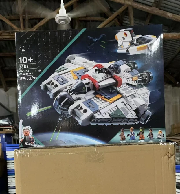 

IN STOCK Spaceship 1394pcs Building Blocks Assembling Fit 75357 Bricks Ghost & Phantom II Model Toys for Children Gift Set