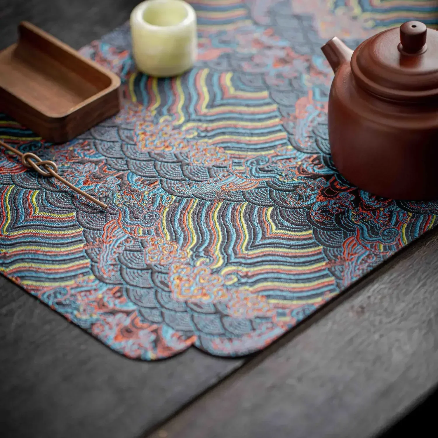 48X24cm Hot Sale Nordic Style Tea Table Antiskid Mat Restaurant Luxury Double-Sided Brocade Table Pad Tea Tabletop Upholstery