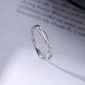 Anelli regolabili geometrici con linee incrociate color argento per donna, gioielli di moda di lusso leggero, accessori minimalisti