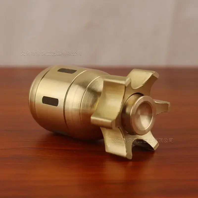 Brass bomb spinner fidget spinner relaxation and decompression gift