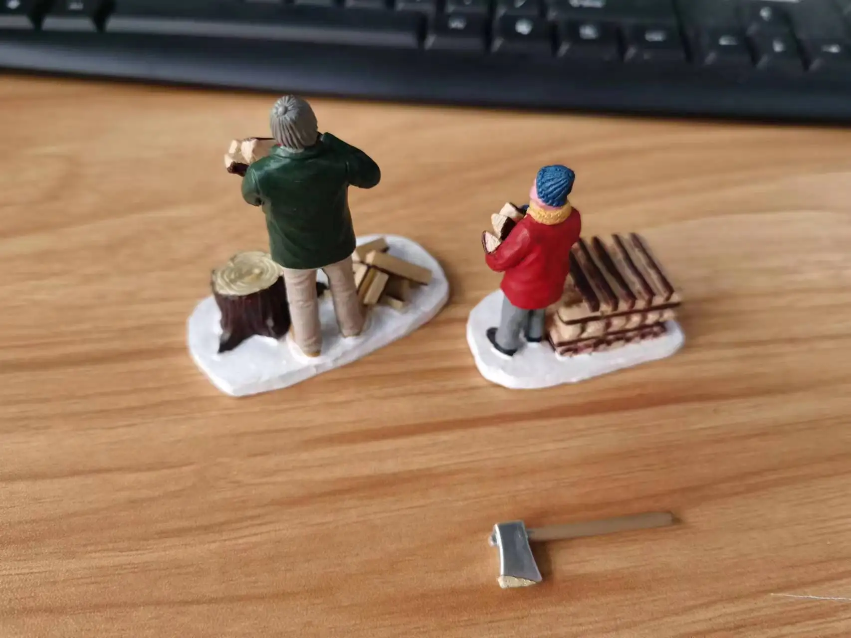 

Полимерная фигурка из психического песка, настольная игра, шкатулка для настольной терапии, Отца и Сына, измельчение дров