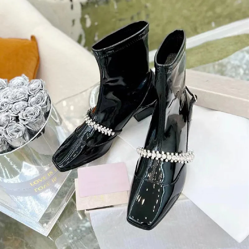 

Martin Boots Women's New Autumn Diamond Chain Thick Heel Square Head Sweet Cool Elastic Boots Foreign Style Short Boots