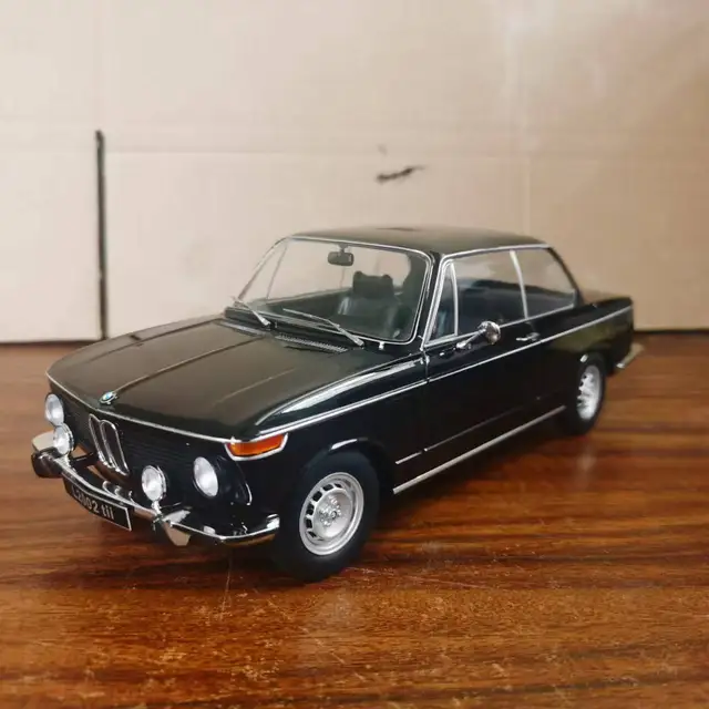 ミニカー AUTO art MILLENNIUM 1/18 BMW 2002 Autoart 1:18 Millennium BMW 2002 | eBay
