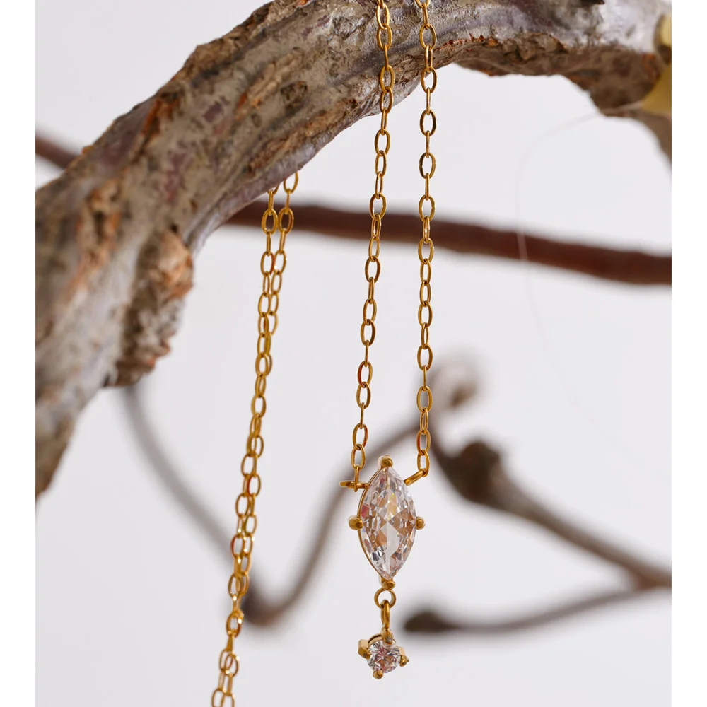 Yhpup Water Drop Necklace