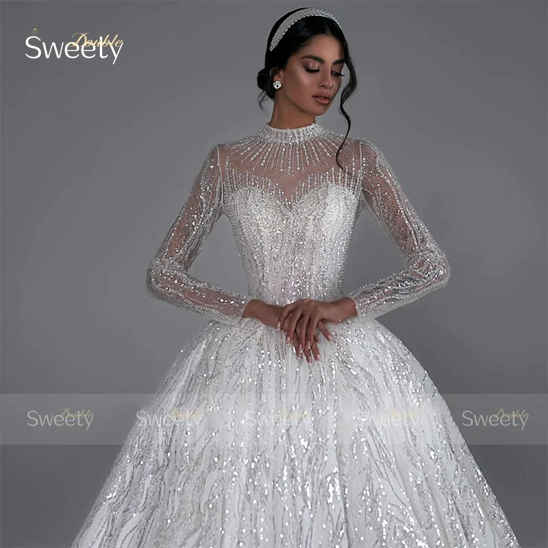 Abito da sposa completamente in rilievo che borda con abito da ballo Glitter collo alto manica intera abito da sposa personalizzato bottone Vestido De Novia - immagine 3