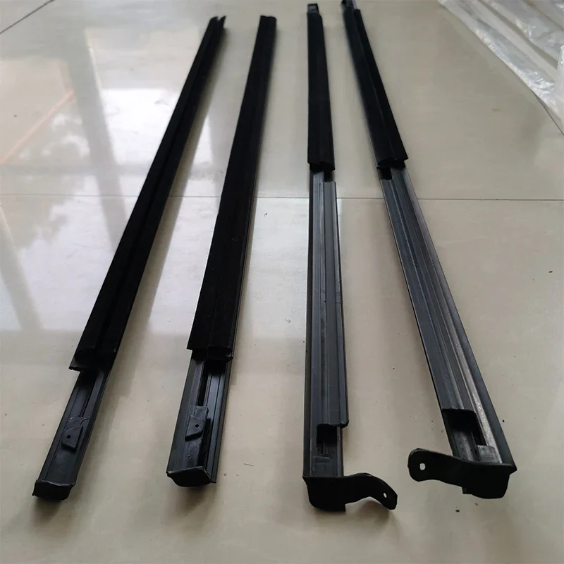 4Pcs Window Weatherstrip Side Door Glass Outer Moulding Trim Sealing Belt For Mitsubishi Pajero Montero V73 V93 V97 2000-