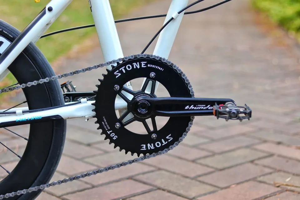 Rat Bikes Rotterdam // Bladbouten voor het tandwiel / crankstel van je fiets nodig? Ruimste aanbod bladbouten tegen de scherpste prijzen // Fietsenwinkel Rotterdam // Urban Fietsen