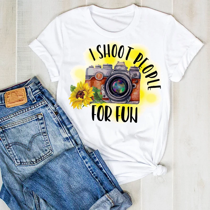 

Футболка женская с графическим принтом «I Shoot People For Fun»