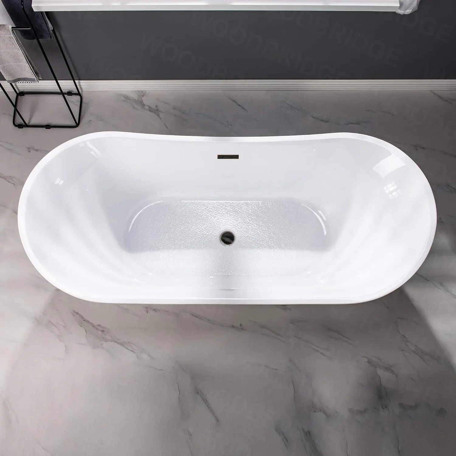 71 inch Acrylic Freestanding Bathtub Contemporary Soaking White Tub with Oil Rubbed Bronze Overflow and Drain Easy clean 5
