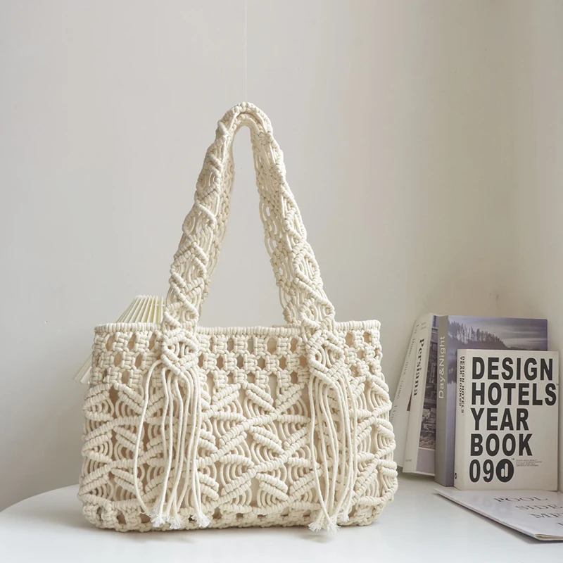 

Summer New Holiday Travel Beach Bags for Women Handwoven Cotton Weaving Large White Casual Shoulder Bag with Tassel