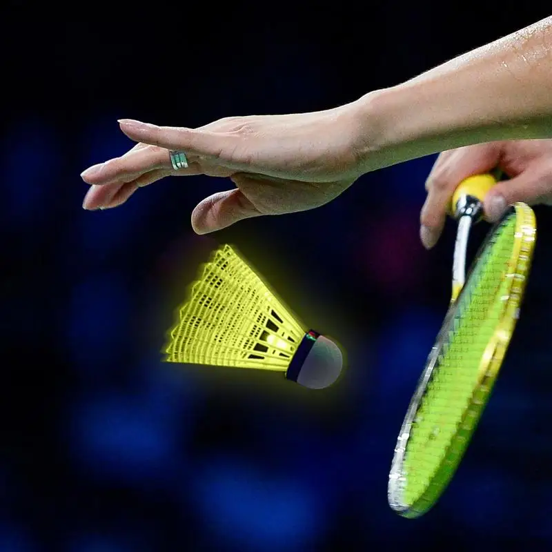 LED Badminton Shuttlecocks Cool Creative Glowing Nylon Badminton Colorful Night Lighting High elasticity 4pcs