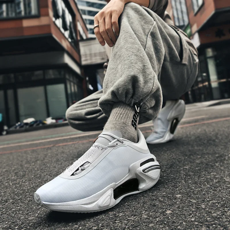 Outdoor Racing Shoes Men Retro Trendy Slow Running Sports Shoes Training Sneakers