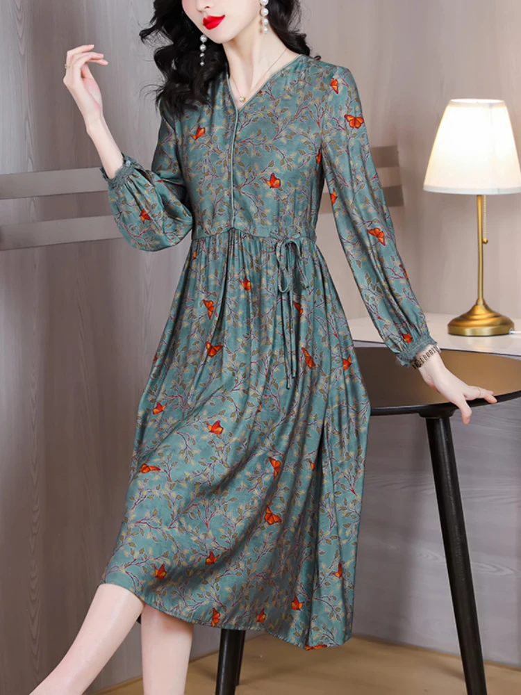 

Spring Summer 2023 New Luxury Westernized Long Sleeve V-Neck Dress Women Loose Large French Floral Slim Knee Length Dress